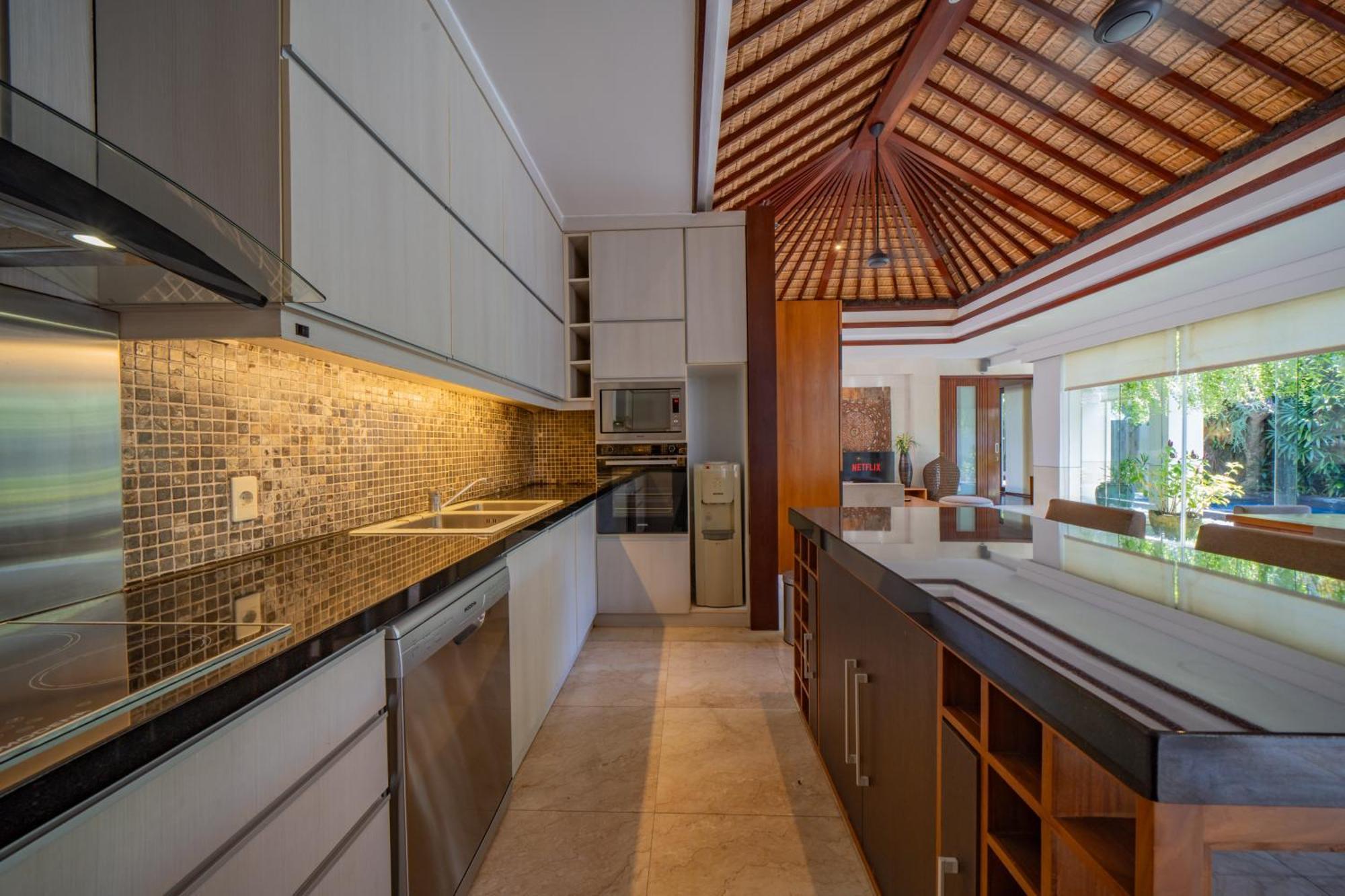 Kedonganan Beach Villas Jimbaran  Exterior photo