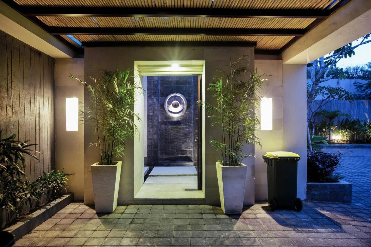 Kedonganan Beach Villas Jimbaran  Exterior photo